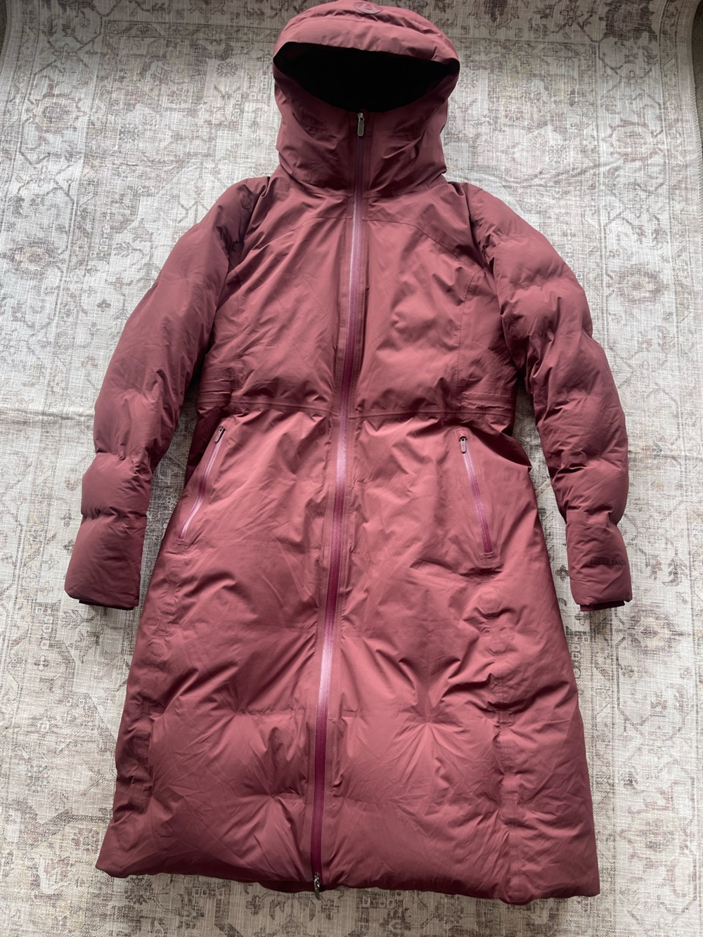 lululemon Cassis Snow Warrior Goose Down Hooded Puffer Coat